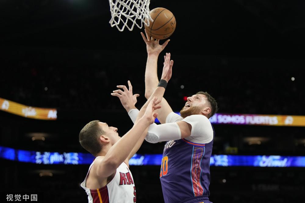 们在体育活 们在体育活