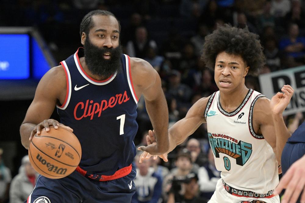 的背景下提 的背景下提