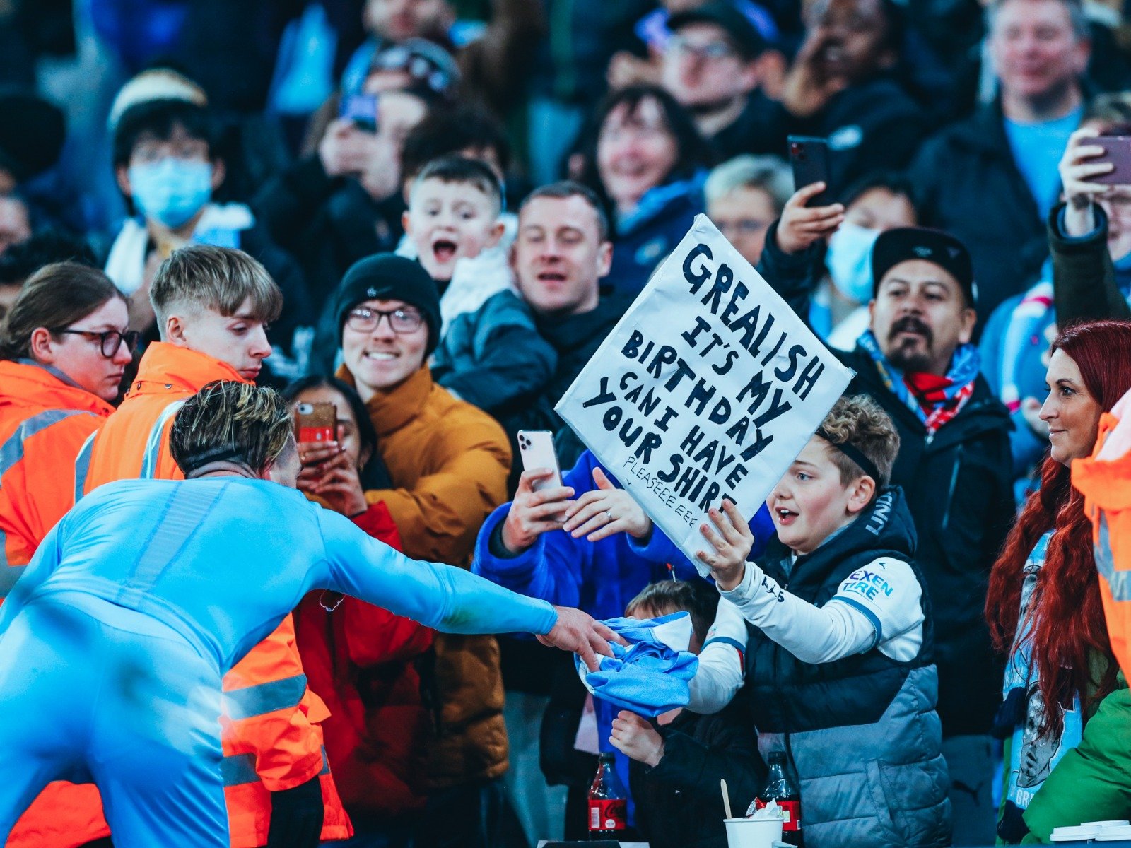 无数孩子追 无数孩子追